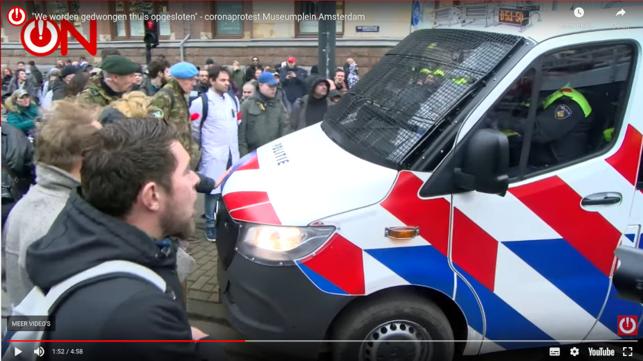 We worden gedwongen thuis opgesloten - coronaprotest Museumplein Amsterdam